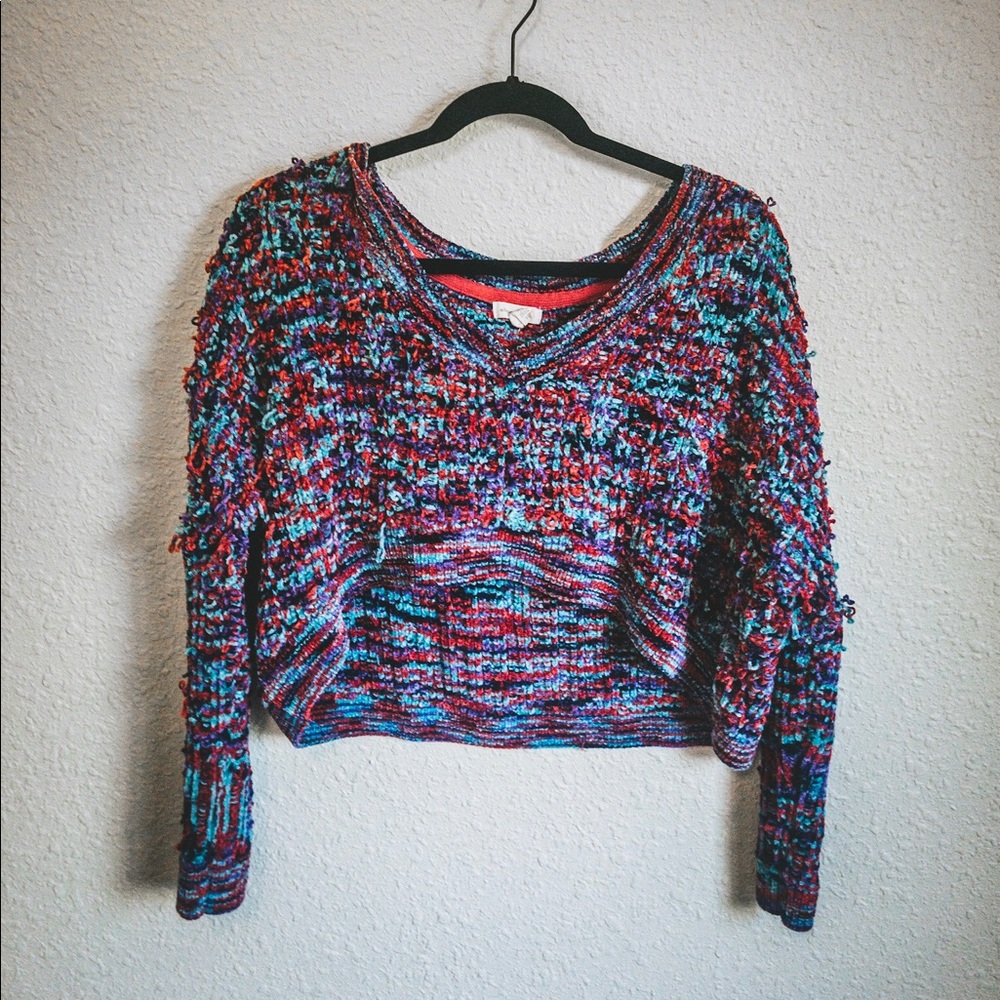 Crop top sweater.